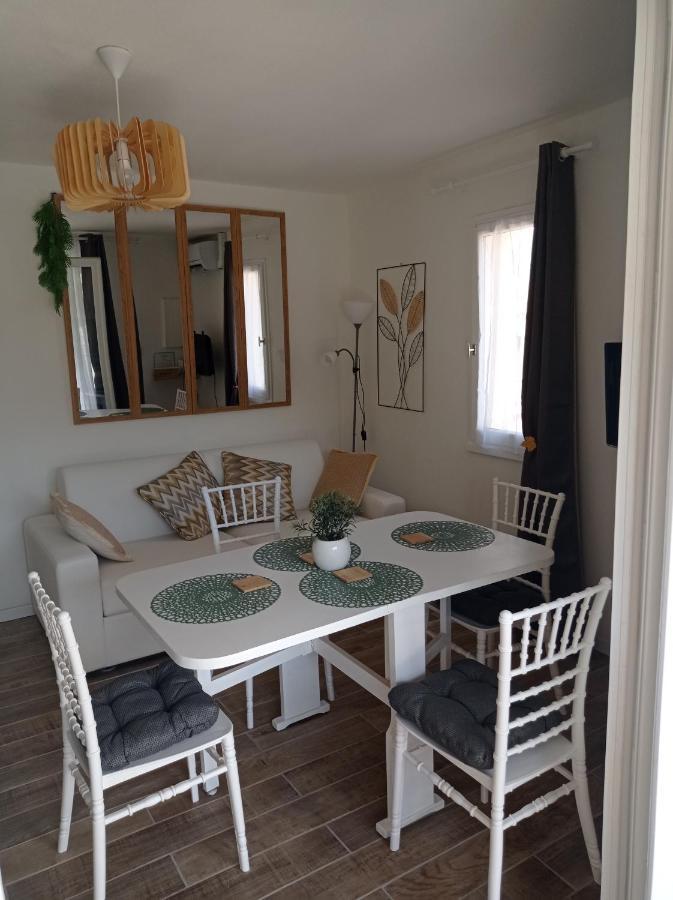Appartement Jade Dans Residence Proche Tennis/ Centre Naturiste Agde Kültér fotó