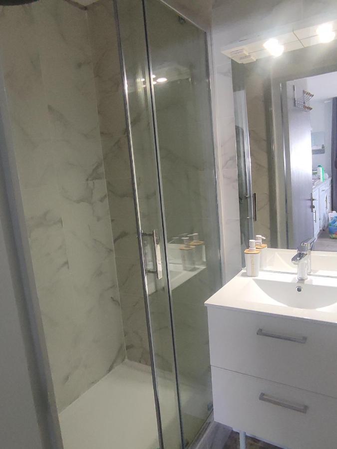 Appartement Jade Dans Residence Proche Tennis/ Centre Naturiste Agde Kültér fotó